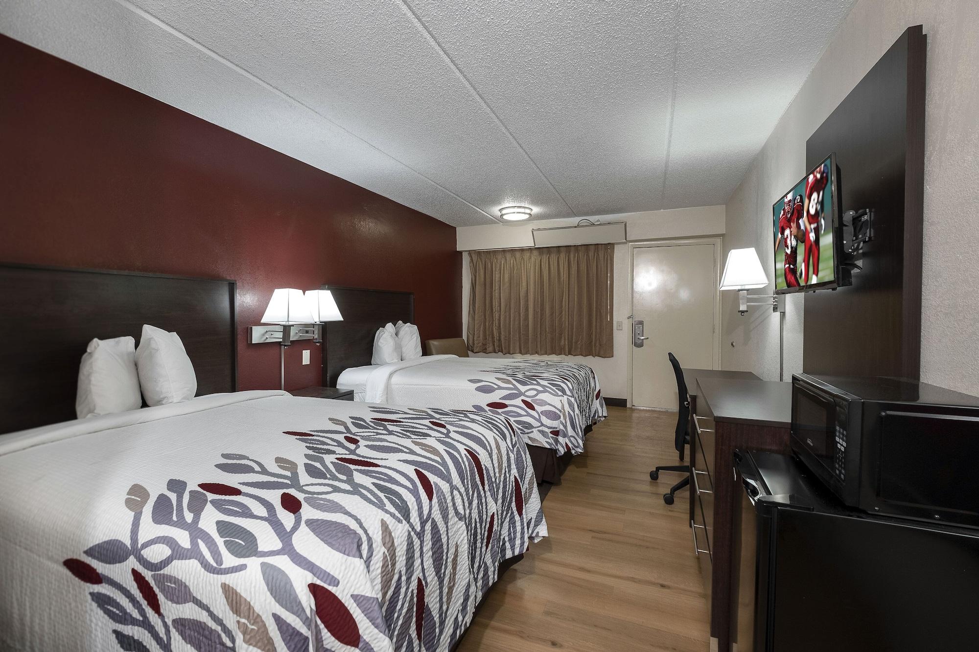 Red Roof Inn Champaign - University Экстерьер фото